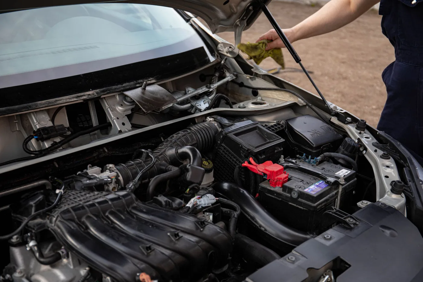 Battery maintenance tips for hot climates in Cameroon