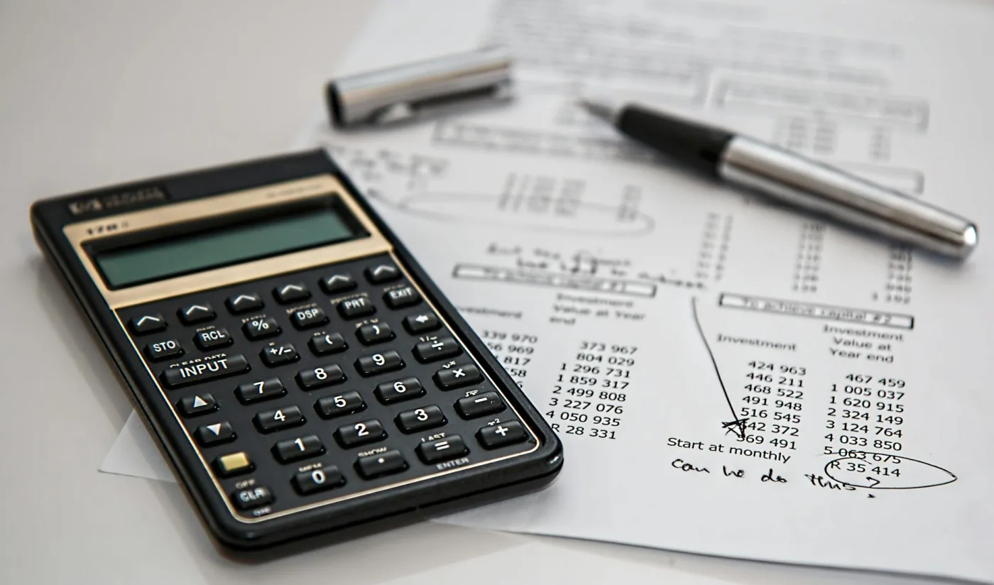 Transparent expense tracking for fleet operations