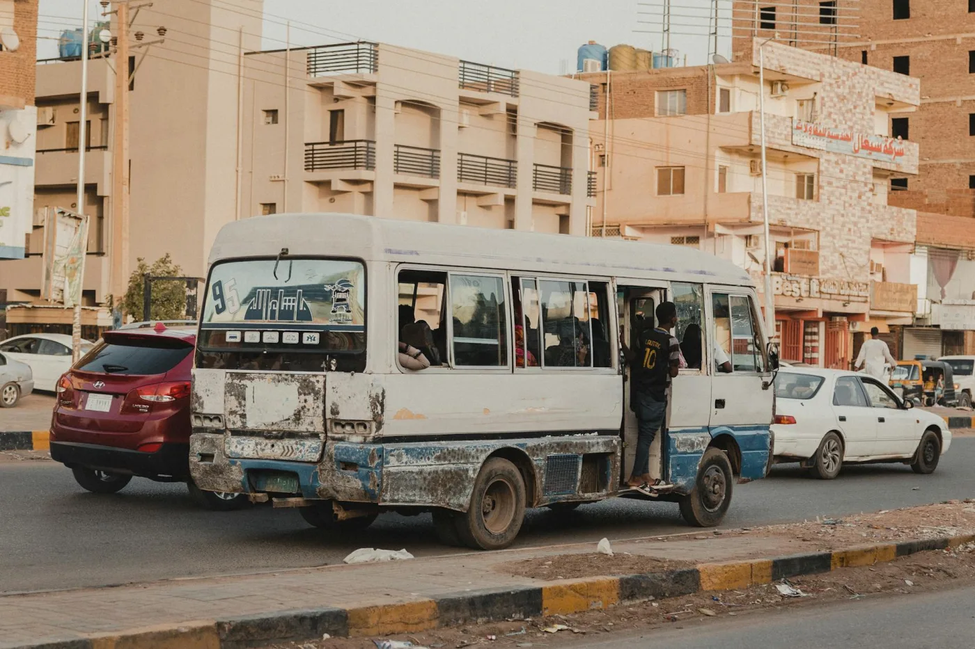 Comment la mobilité partagée transforme le transport urbain à Douala